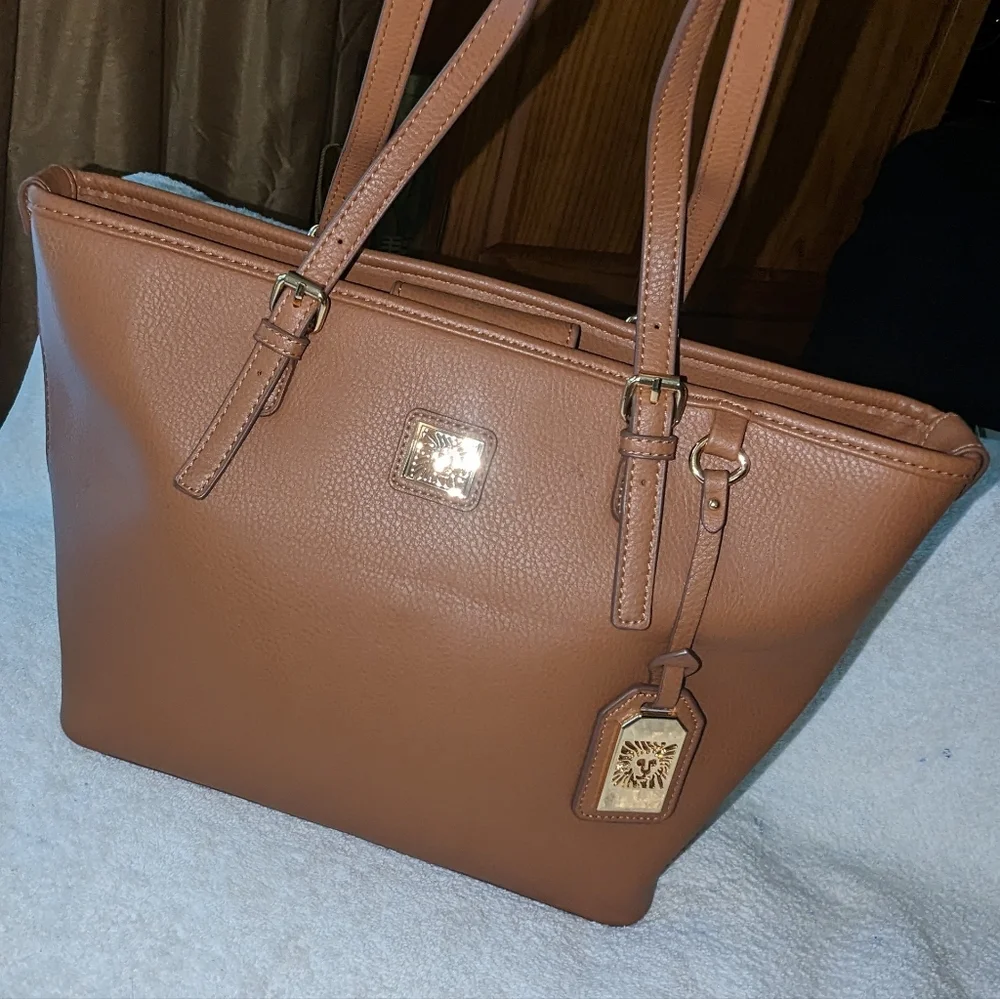 Anne Klein fashionably functional
